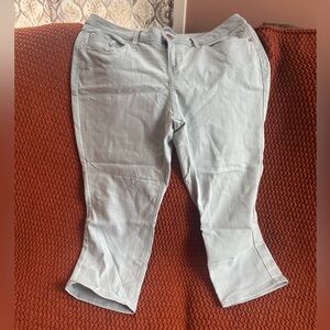 No Boundaries Women's Light Blue Straight Leg Jeans